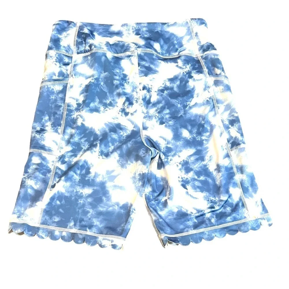 Women’s Crown & Ivy Scalloped Tie Dye Shorts Size Large Blue White New with Tags